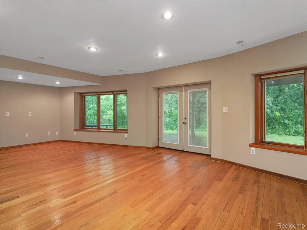 3378 Jossman Hills Groveland Township MI 48462