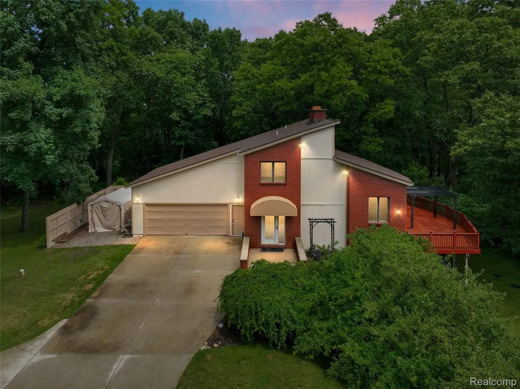 3378 Jossman Hills Groveland Township MI 48462