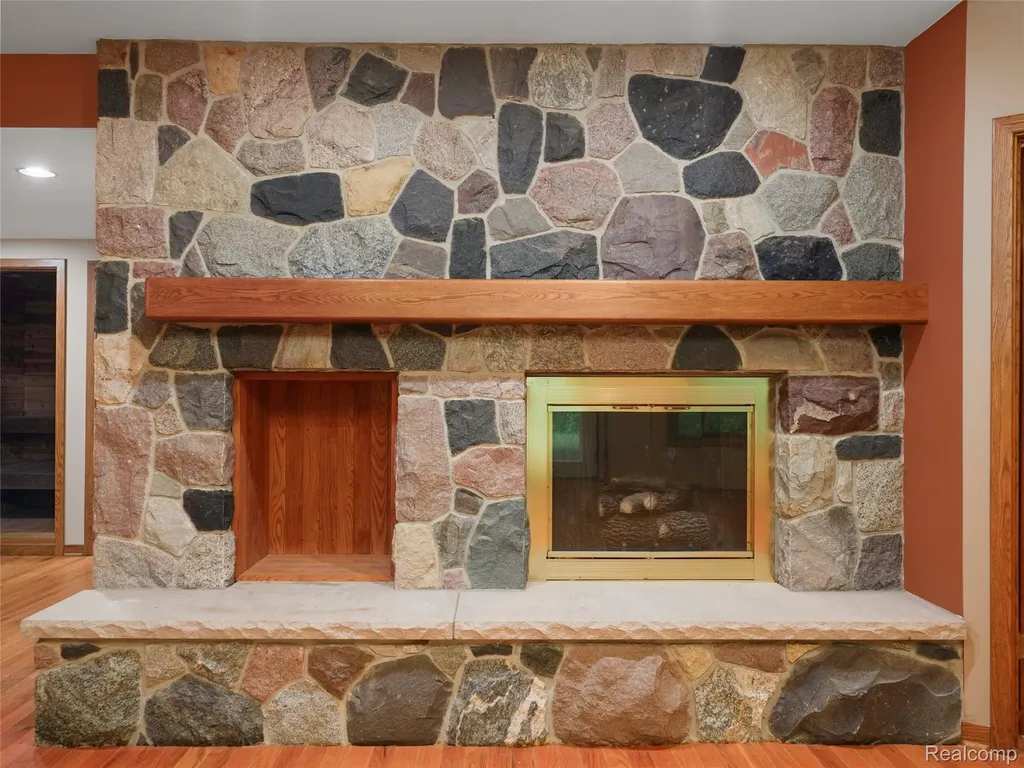 3378 Jossman Hills Groveland Township MI 48462