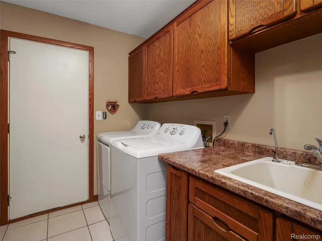 3378 Jossman Hills Groveland Township MI 48462