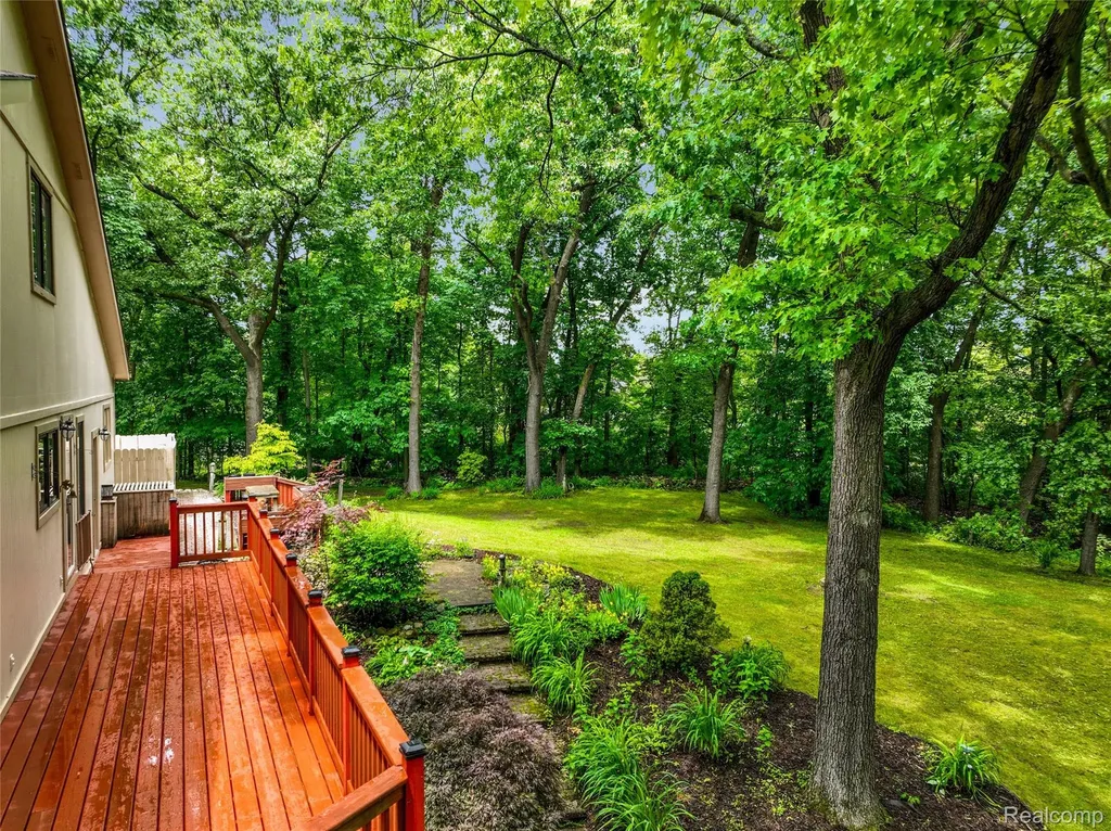 3378 Jossman Hills Groveland Township MI 48462