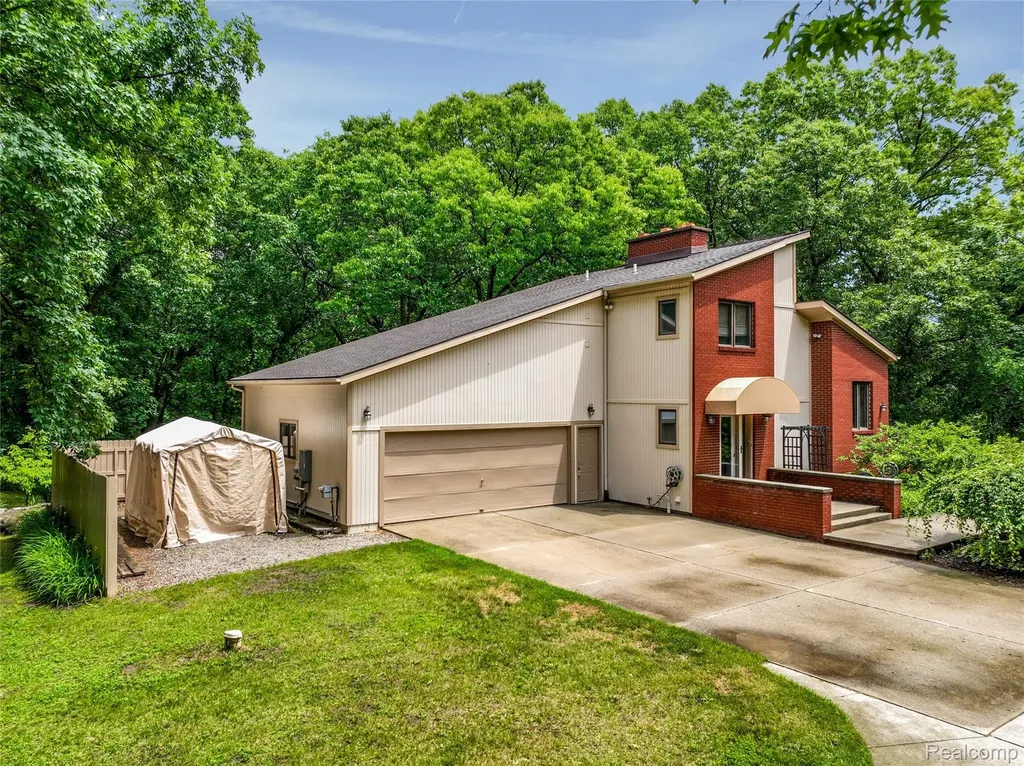 3378 Jossman Hills Groveland Township MI 48462