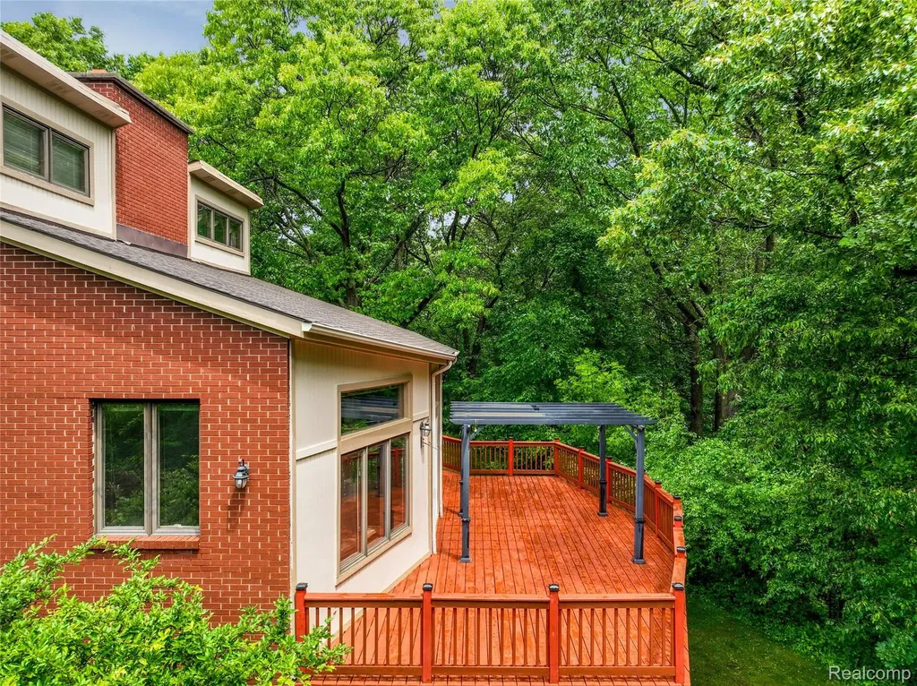 3378 Jossman Hills Groveland Township MI 48462