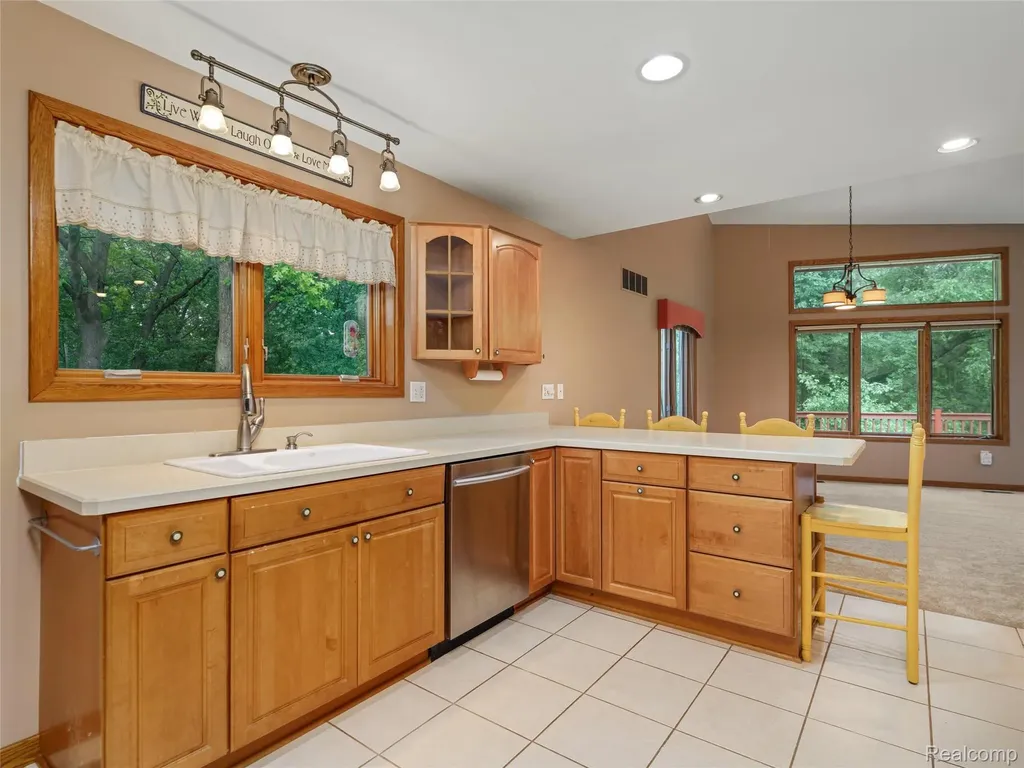3378 Jossman Hills Groveland Township MI 48462