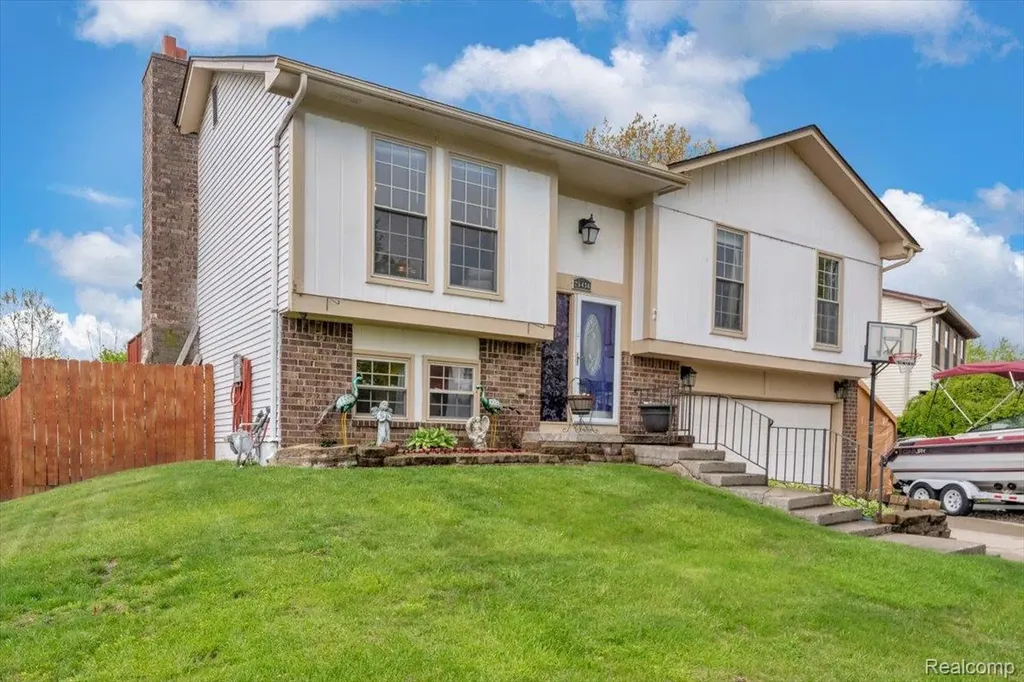25436 Montebello Drive Woodhaven City MI 48183