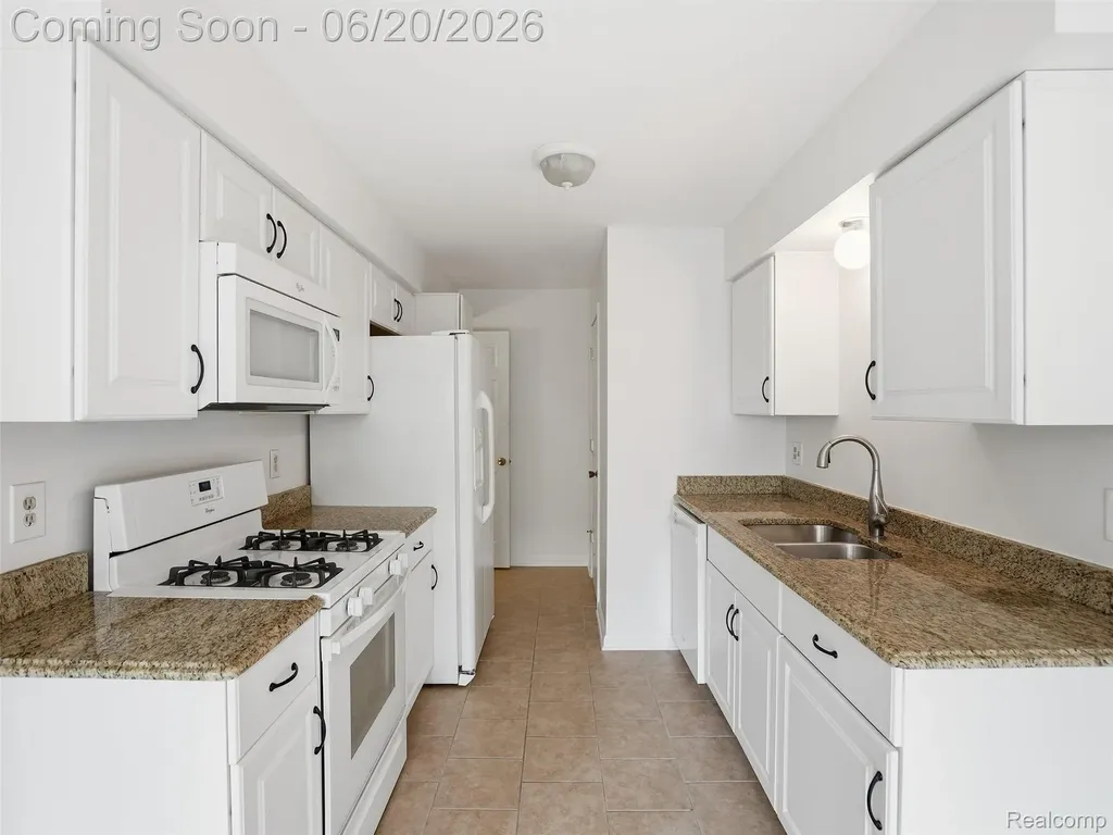 34717 E Wilma Court Chesterfield Township MI 48047