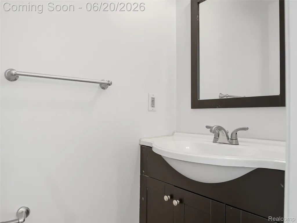 34717 E Wilma Court Chesterfield Township MI 48047