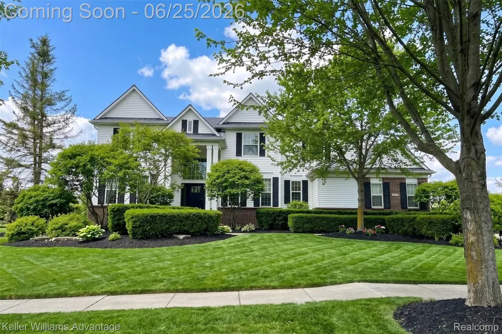 1270 Buckboard Circle South Lyon City MI 48178