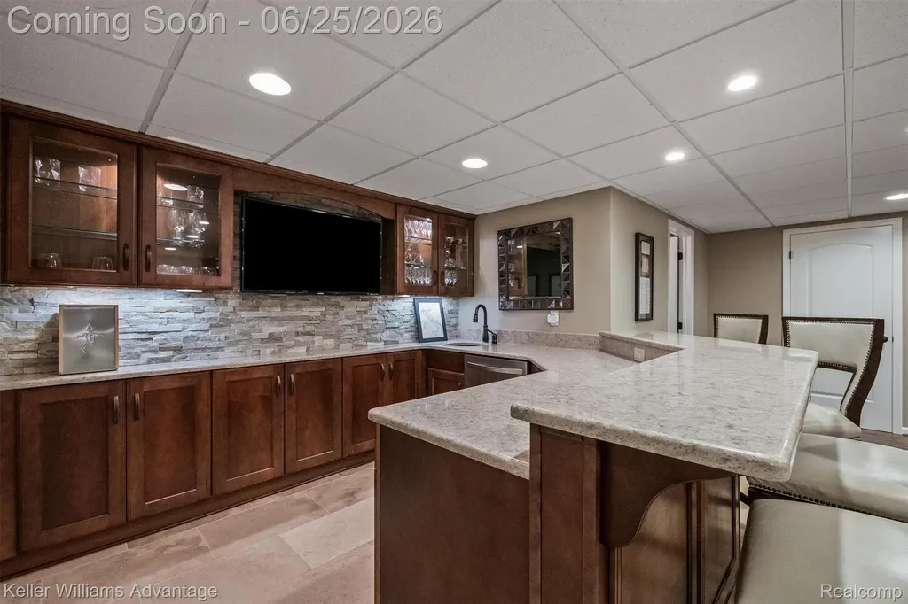 1270 Buckboard Circle South Lyon City MI 48178