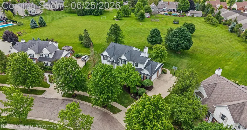 1270 Buckboard Circle South Lyon City MI 48178
