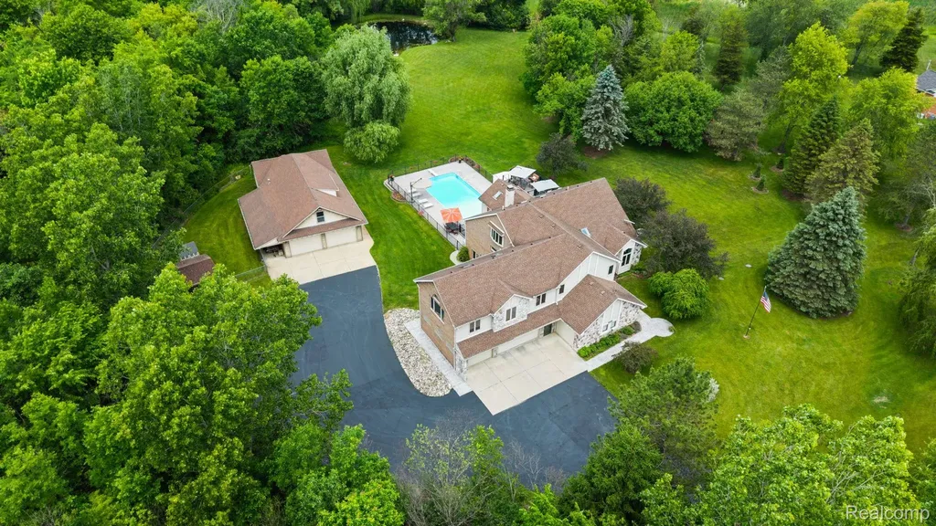 2325 7 Mile Road Northfield Township MI 48178