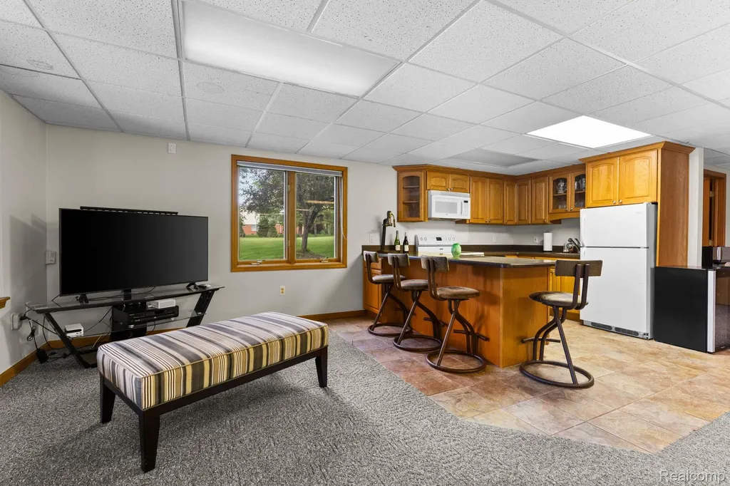 2325 7 Mile Road Northfield Township MI 48178