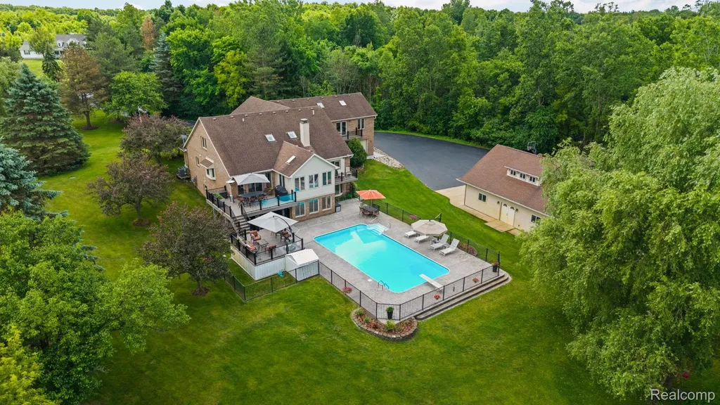 2325 7 Mile Road Northfield Township MI 48178