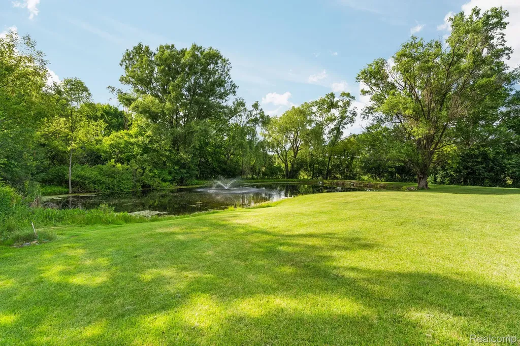 2325 7 Mile Road Northfield Township MI 48178