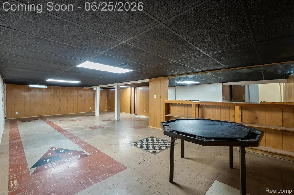 23520 Marlow Street Oak Park City MI 48237