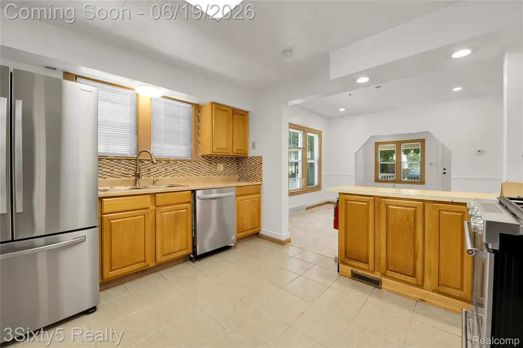 6562 Westpoint Street Taylor City MI 48180