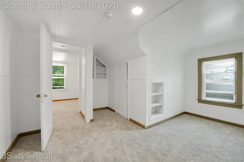 6562 Westpoint Street Taylor City MI 48180