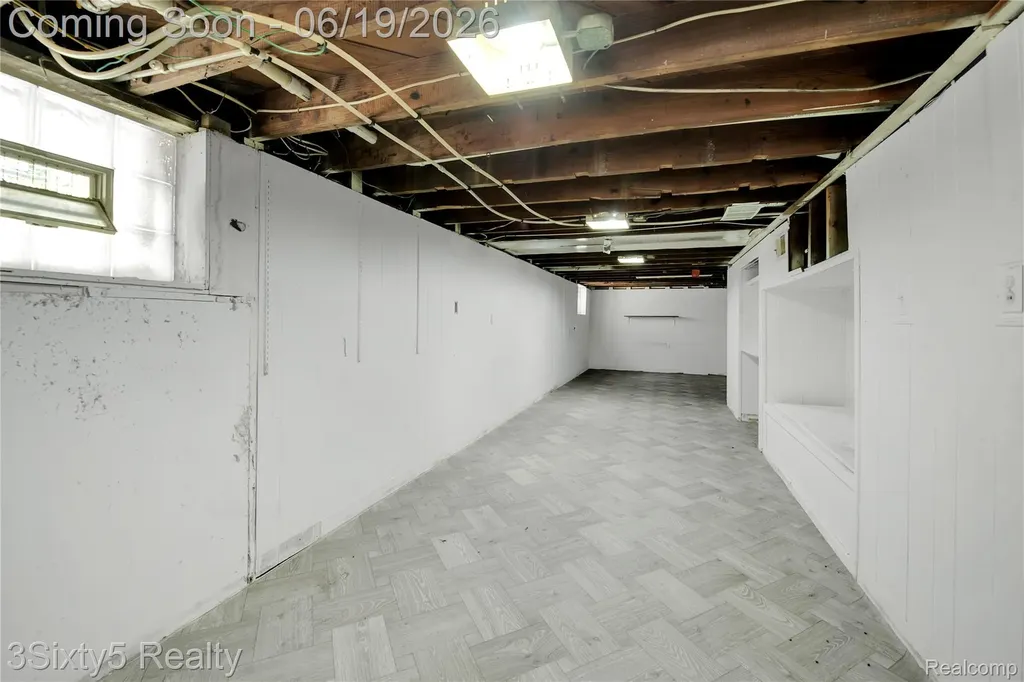 6562 Westpoint Street Taylor City MI 48180