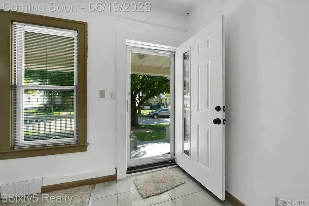 6562 Westpoint Street Taylor City MI 48180