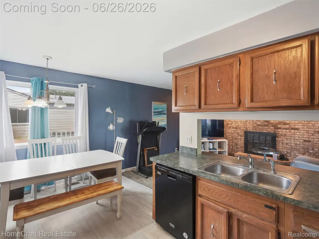 41462 Simcoe Drive Canton Charter Township MI 48188