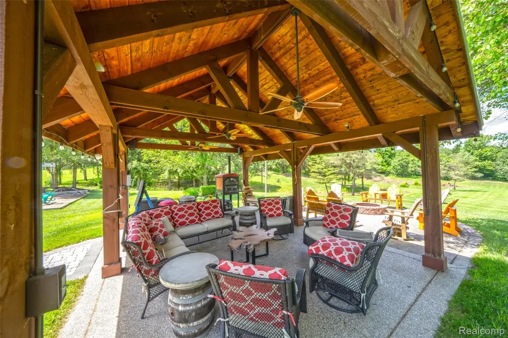 5233 Crawford Road Dryden Township MI 48428