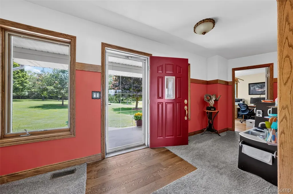 5233 Crawford Road Dryden Township MI 48428