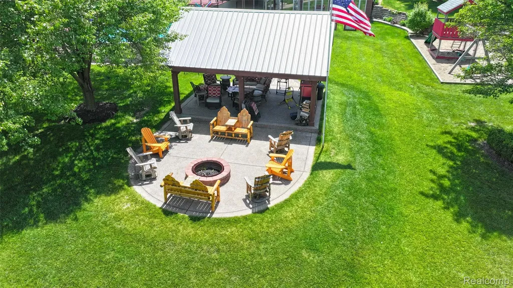 5233 Crawford Road Dryden Township MI 48428