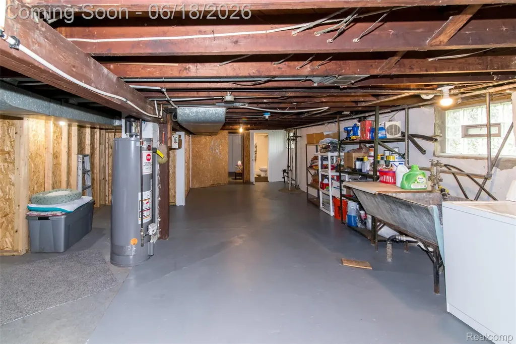 140 E Lawrence Avenue Royal Oak City MI 48073