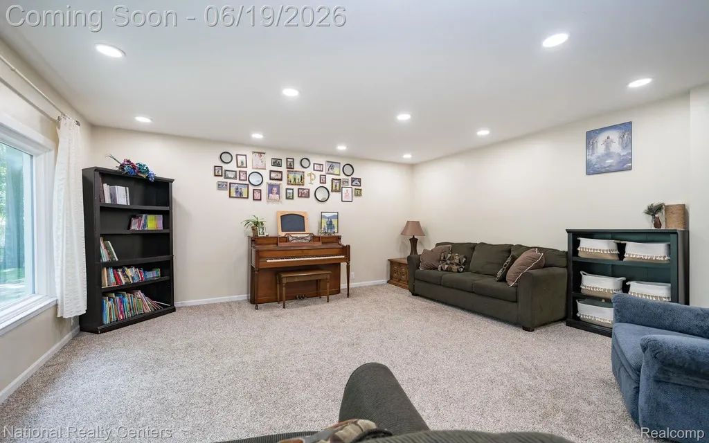 5223 Woodlane Road Independence Charter Township MI 48348