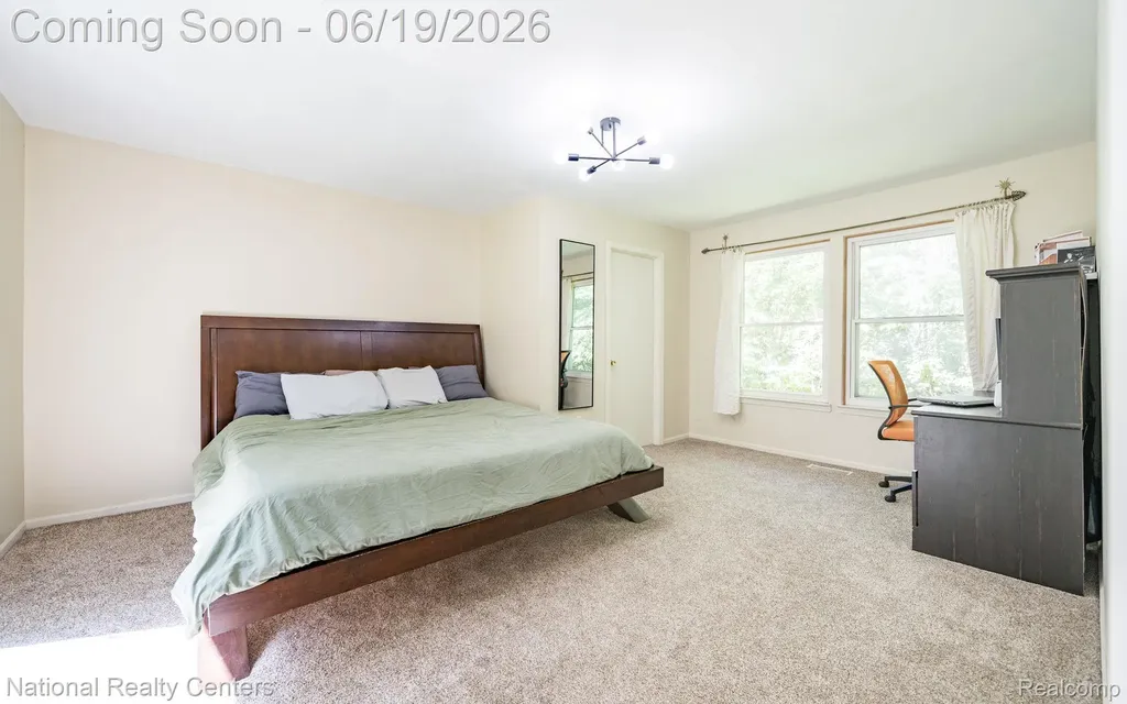 5223 Woodlane Road Independence Charter Township MI 48348