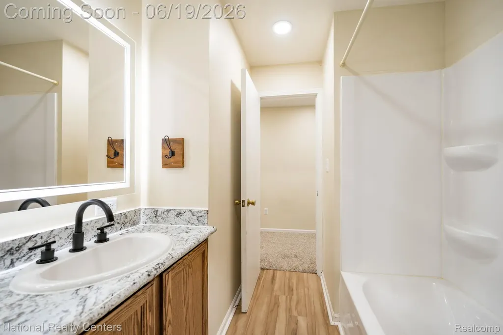 5223 Woodlane Road Independence Charter Township MI 48348