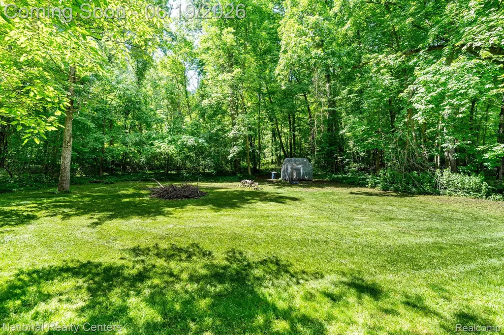 5223 Woodlane Road Independence Charter Township MI 48348