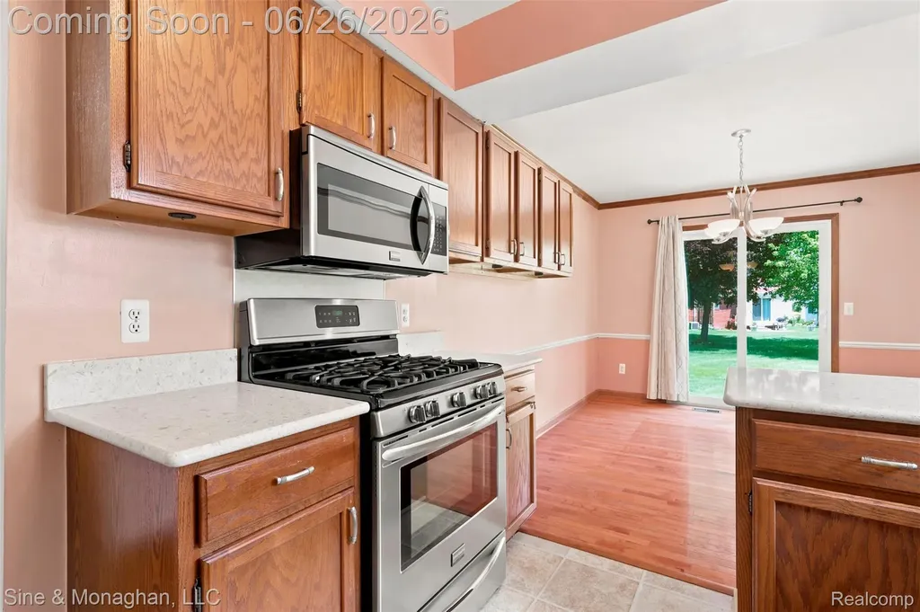 28047 Maple Forest Boulevard E Harrison Charter Township MI 48045