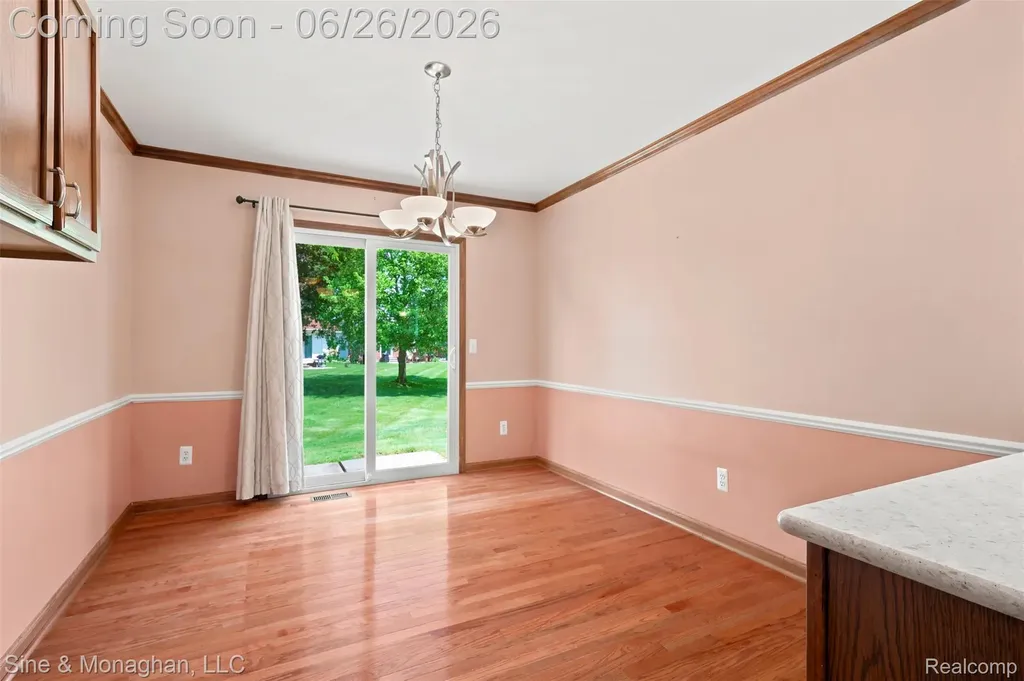 28047 Maple Forest Boulevard E Harrison Charter Township MI 48045