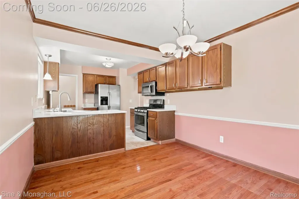 28047 Maple Forest Boulevard E Harrison Charter Township MI 48045