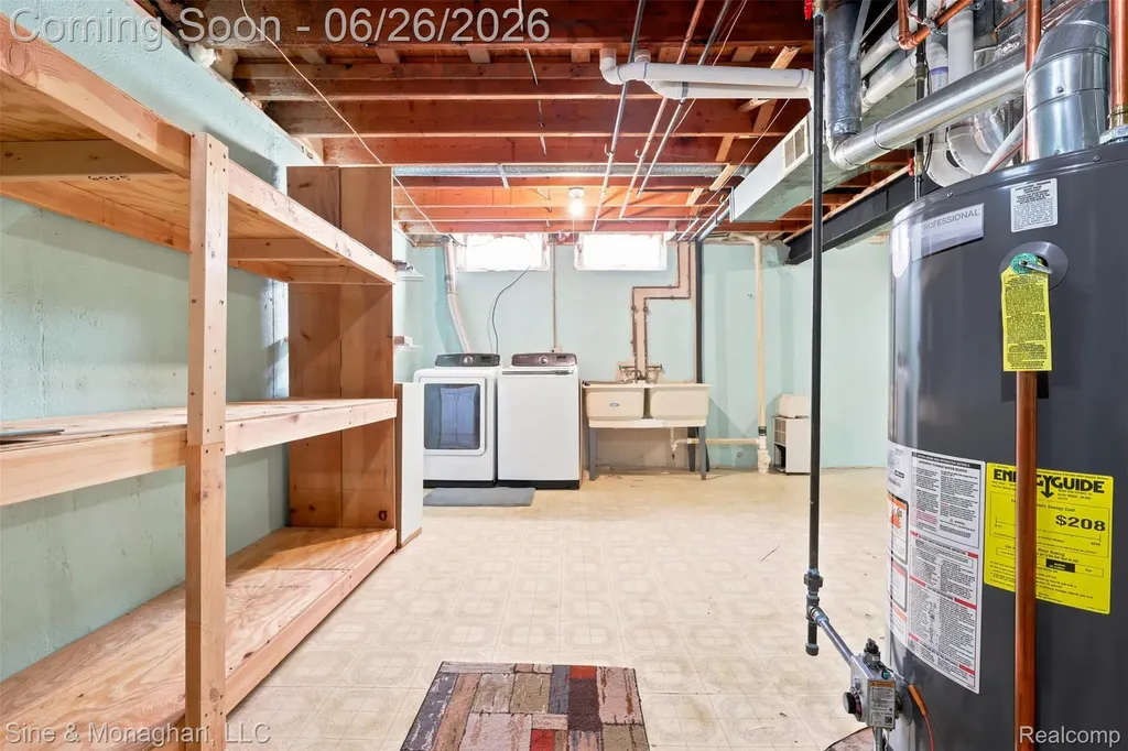 28047 Maple Forest Boulevard E Harrison Charter Township MI 48045