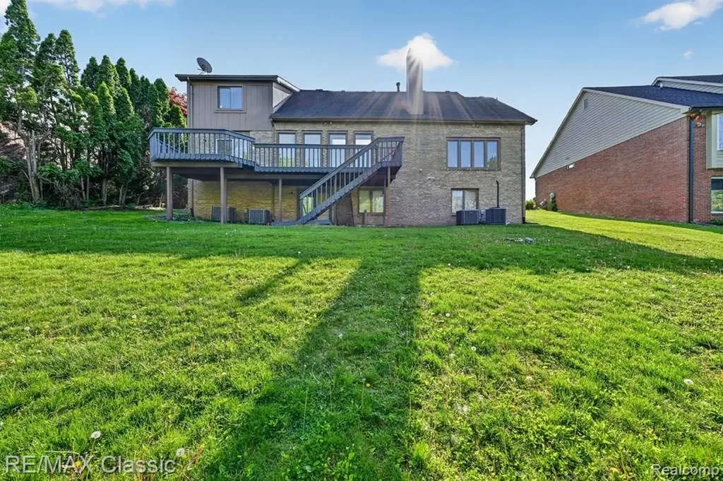 30779 Country Ridge Circle Farmington Hills City MI 48331