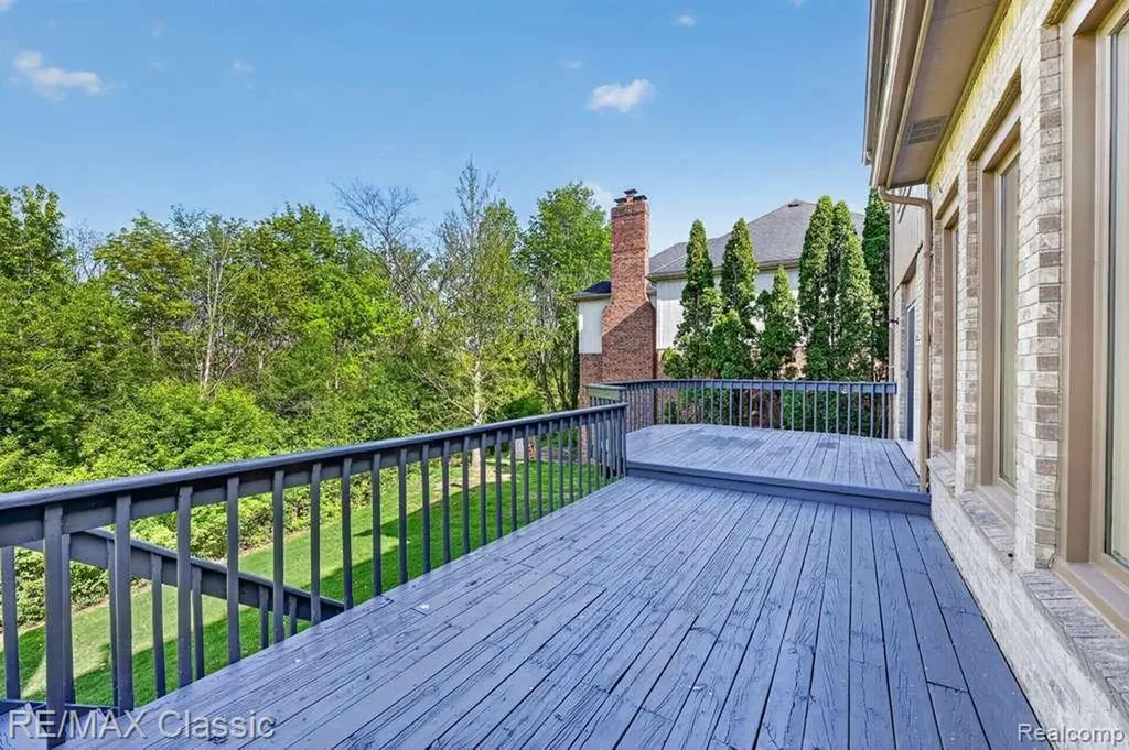 30779 Country Ridge Circle Farmington Hills City MI 48331