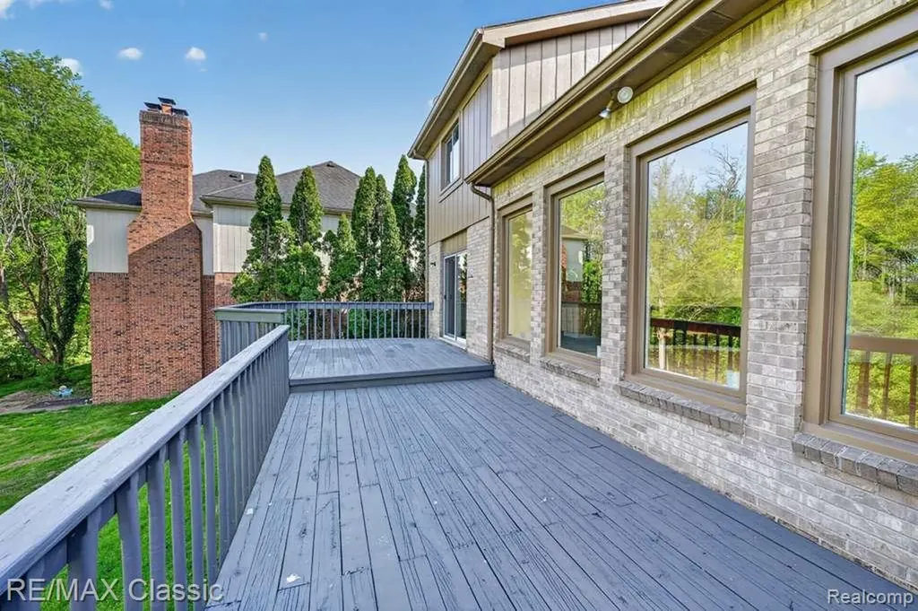 30779 Country Ridge Circle Farmington Hills City MI 48331