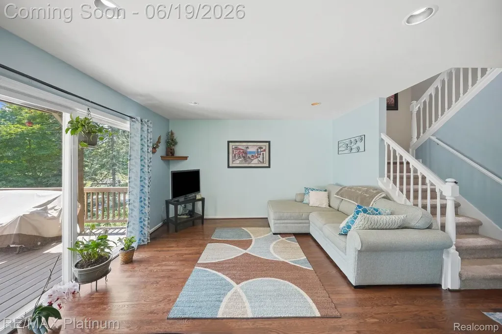 1321 Glen Oak Drive Rose Township MI 48442