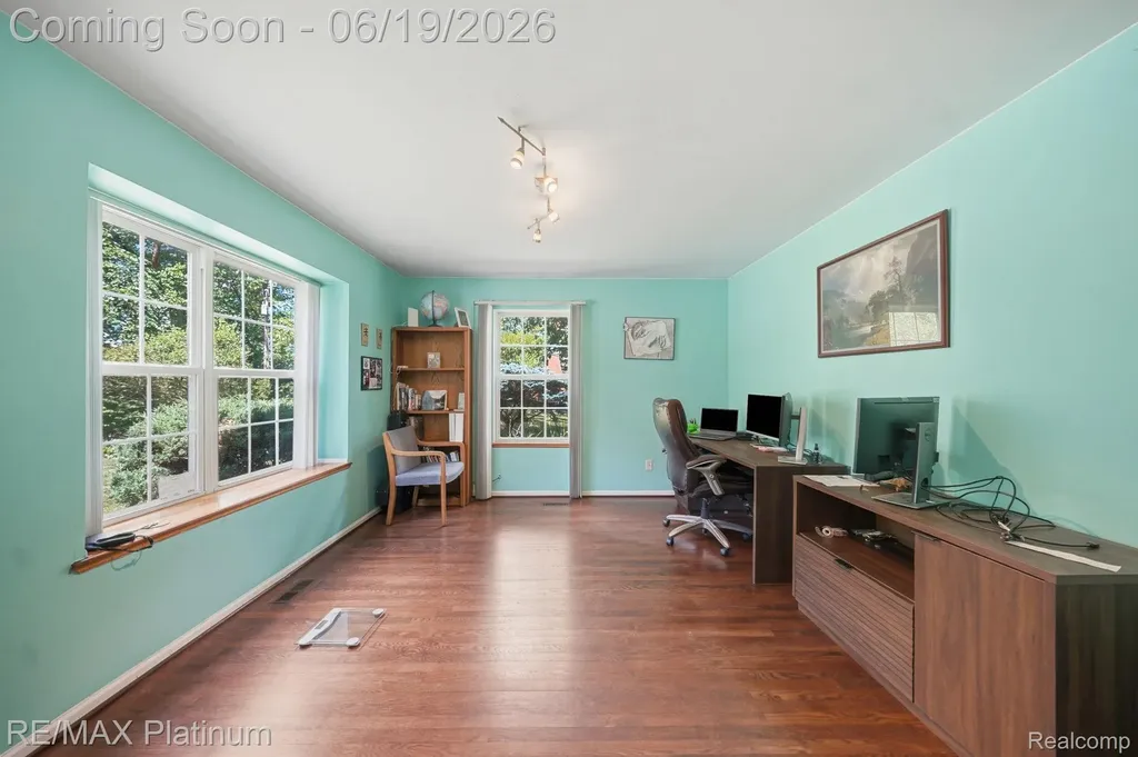 1321 Glen Oak Drive Rose Township MI 48442