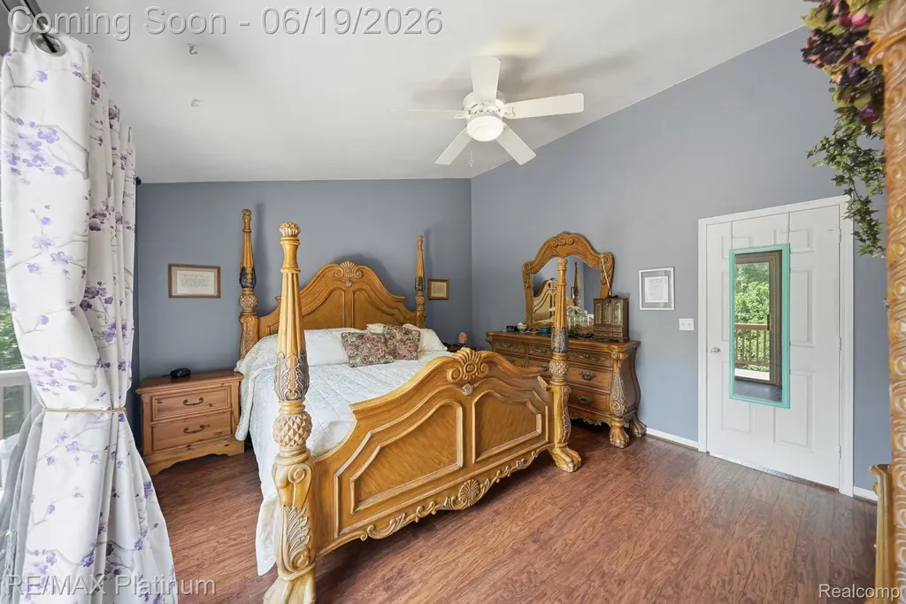 1321 Glen Oak Drive Rose Township MI 48442