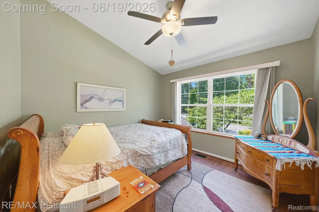 1321 Glen Oak Drive Rose Township MI 48442