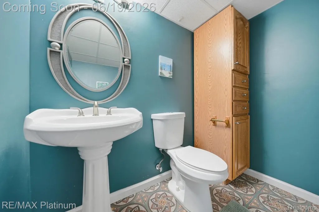 1321 Glen Oak Drive Rose Township MI 48442