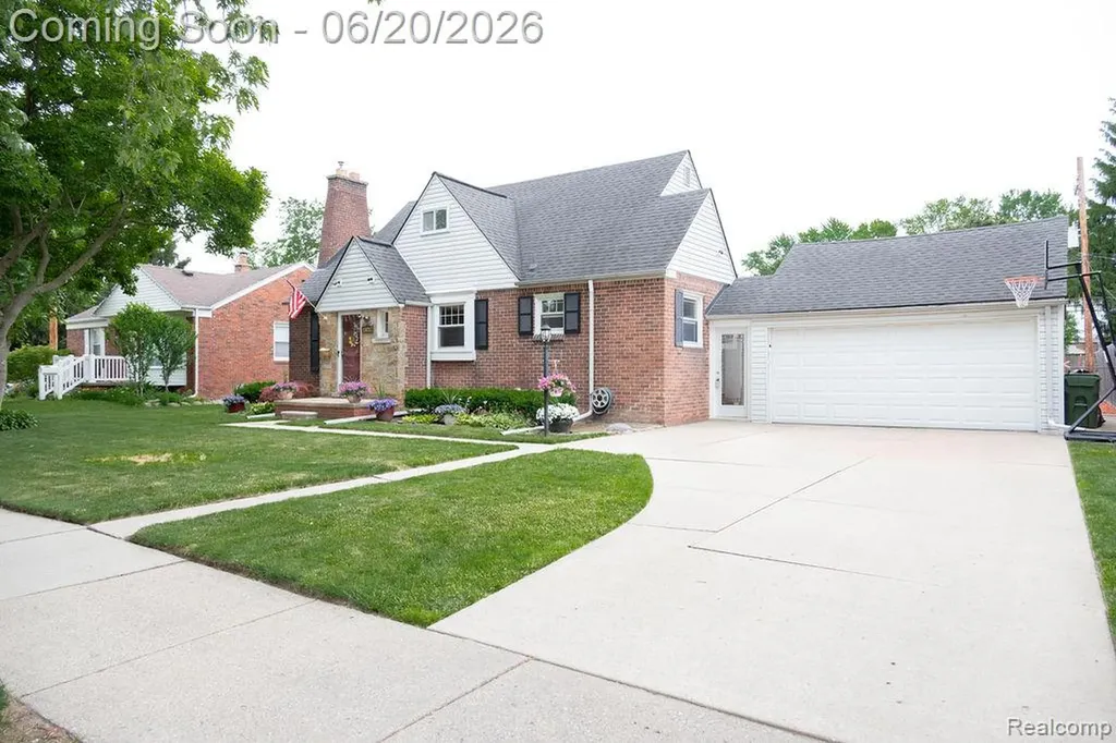 15217 Belmont Avenue Allen Park City MI 48101