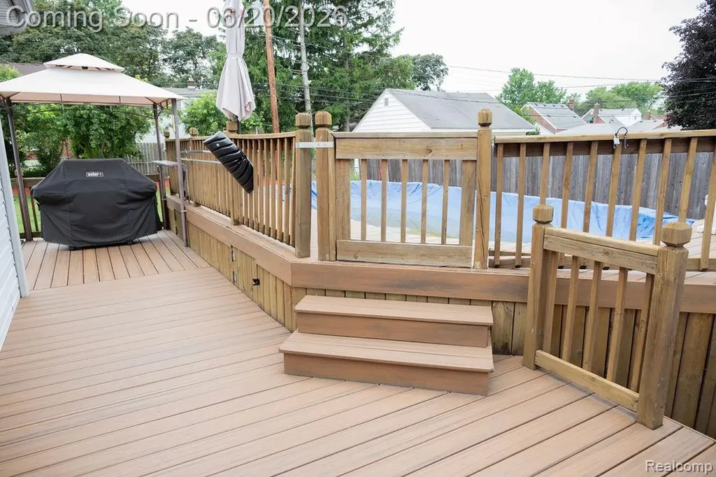 15217 Belmont Avenue Allen Park City MI 48101