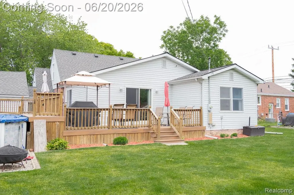 15217 Belmont Avenue Allen Park City MI 48101