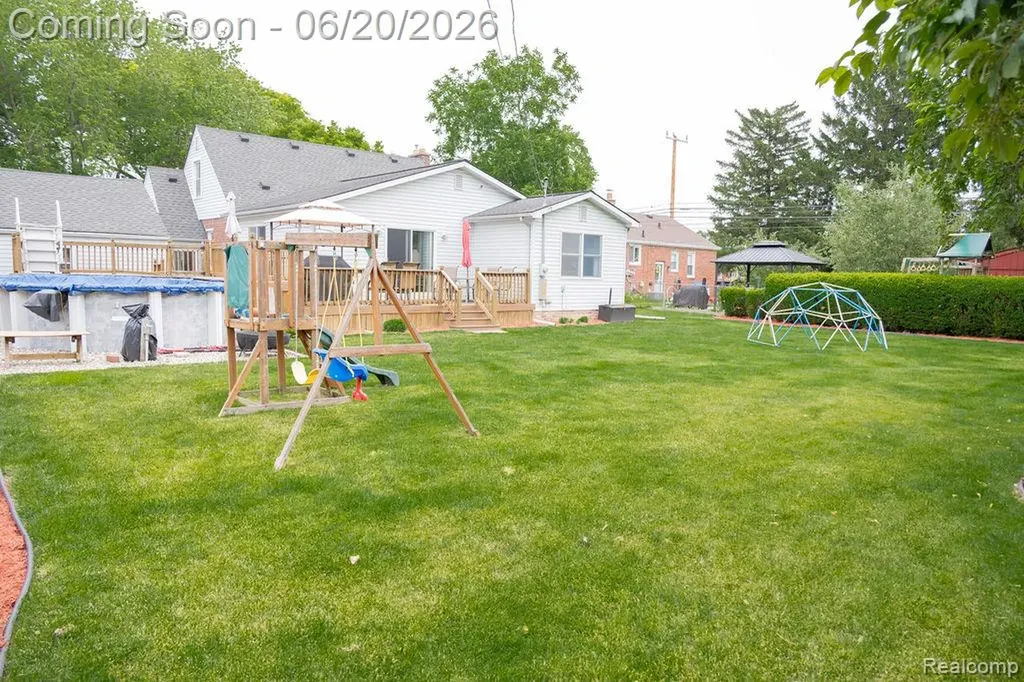 15217 Belmont Avenue Allen Park City MI 48101