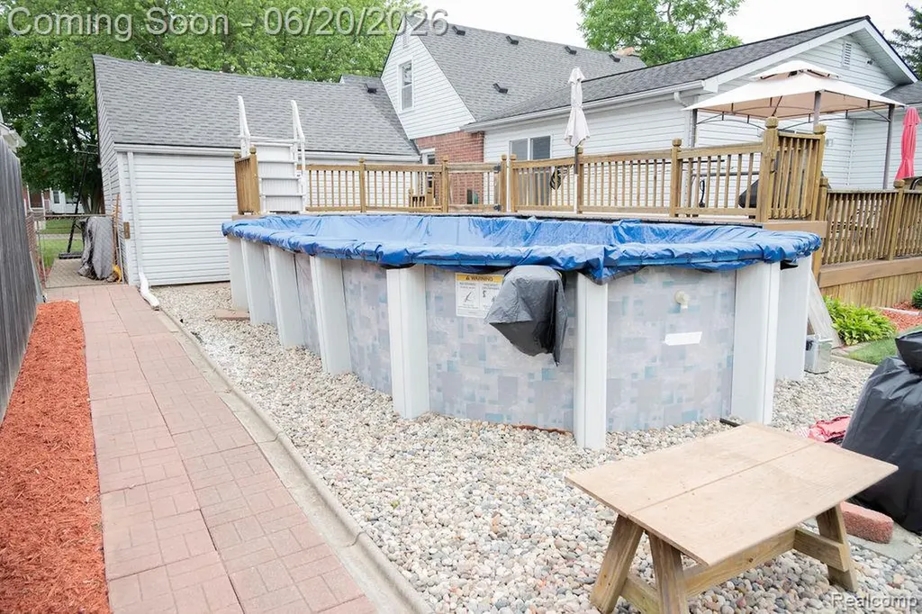 15217 Belmont Avenue Allen Park City MI 48101