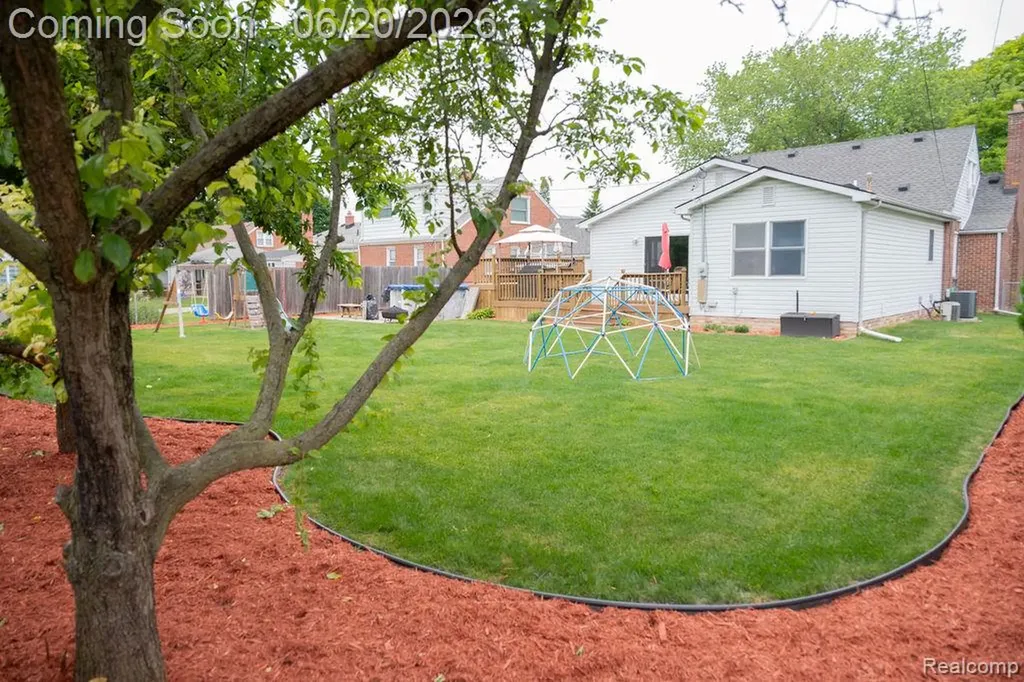 15217 Belmont Avenue Allen Park City MI 48101